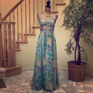 ModCloth Tube dress/gown